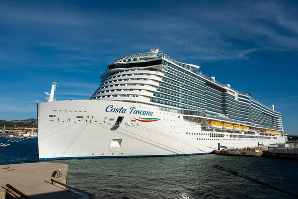 Explore the enigmatic legacy of british taxation: captivating immersive experiences in the uk